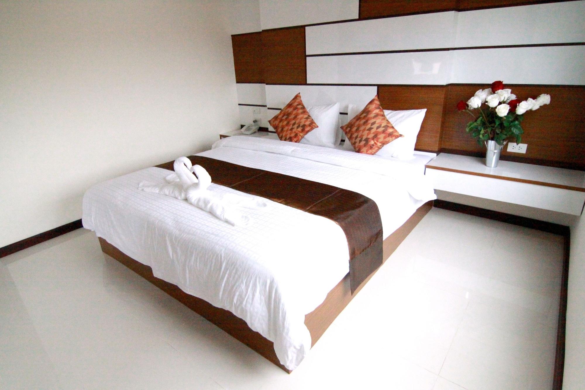 TTT Hotel Hat Yai Buitenkant foto