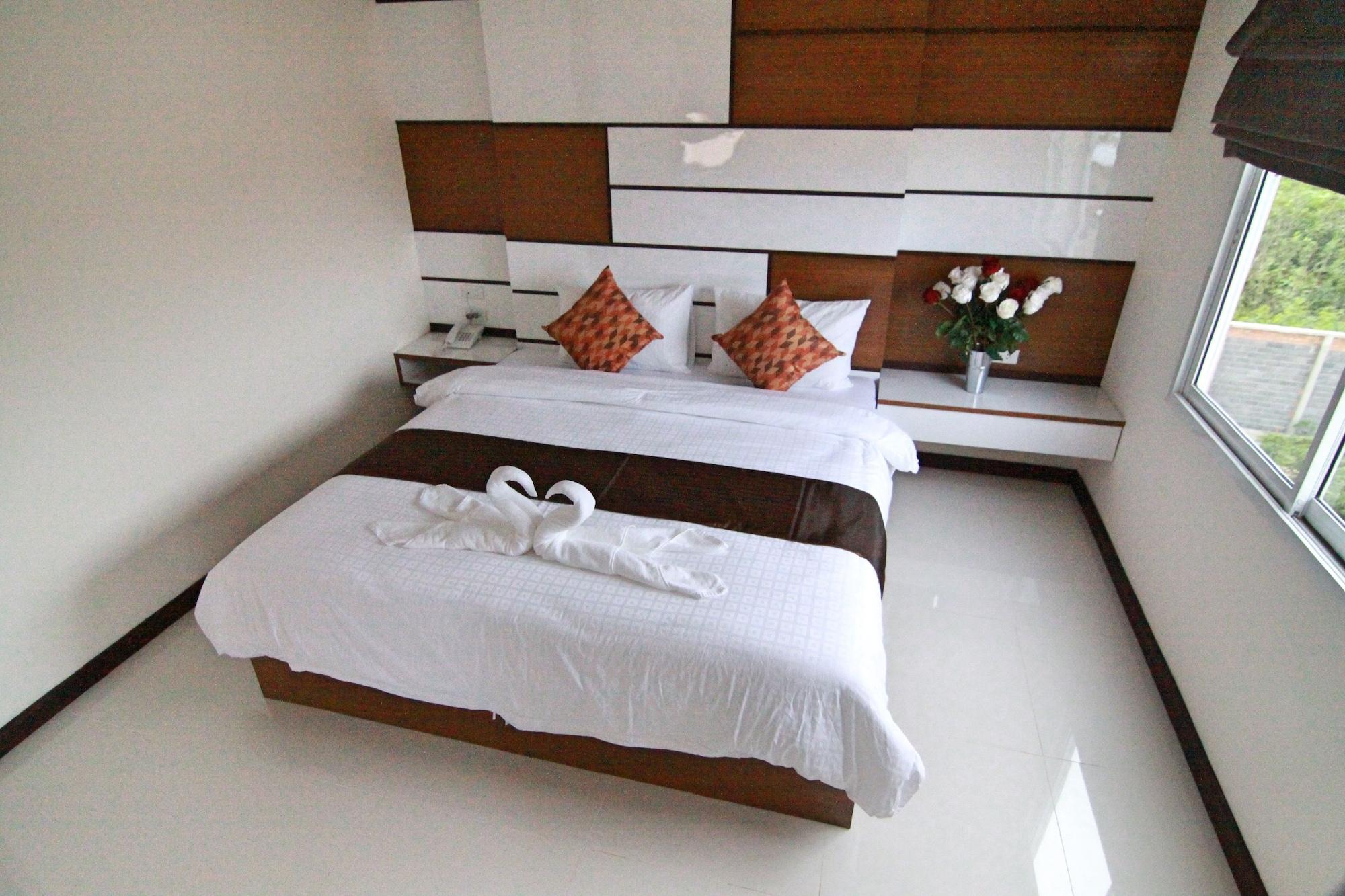 TTT Hotel Hat Yai Buitenkant foto