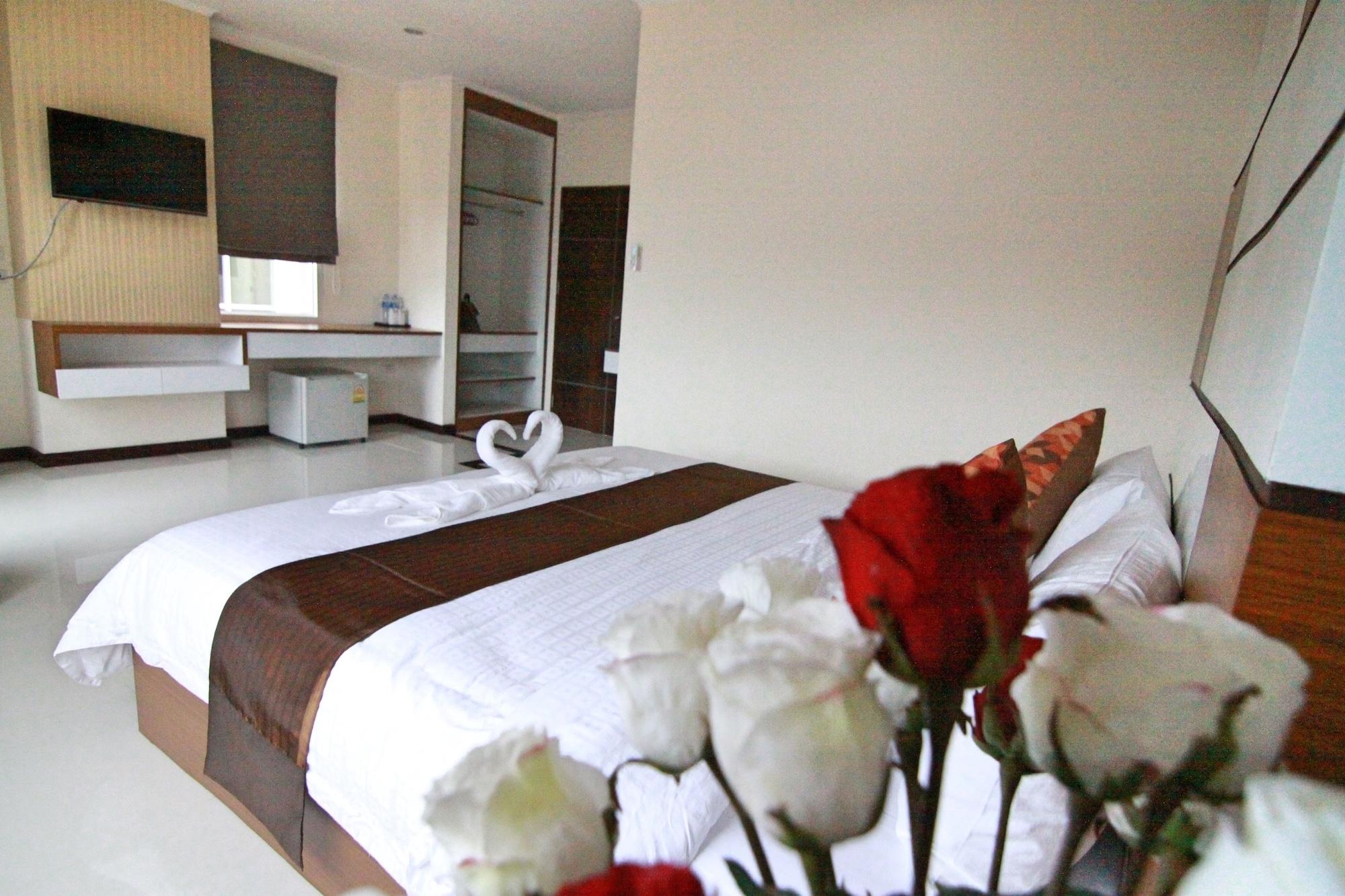 TTT Hotel Hat Yai Buitenkant foto
