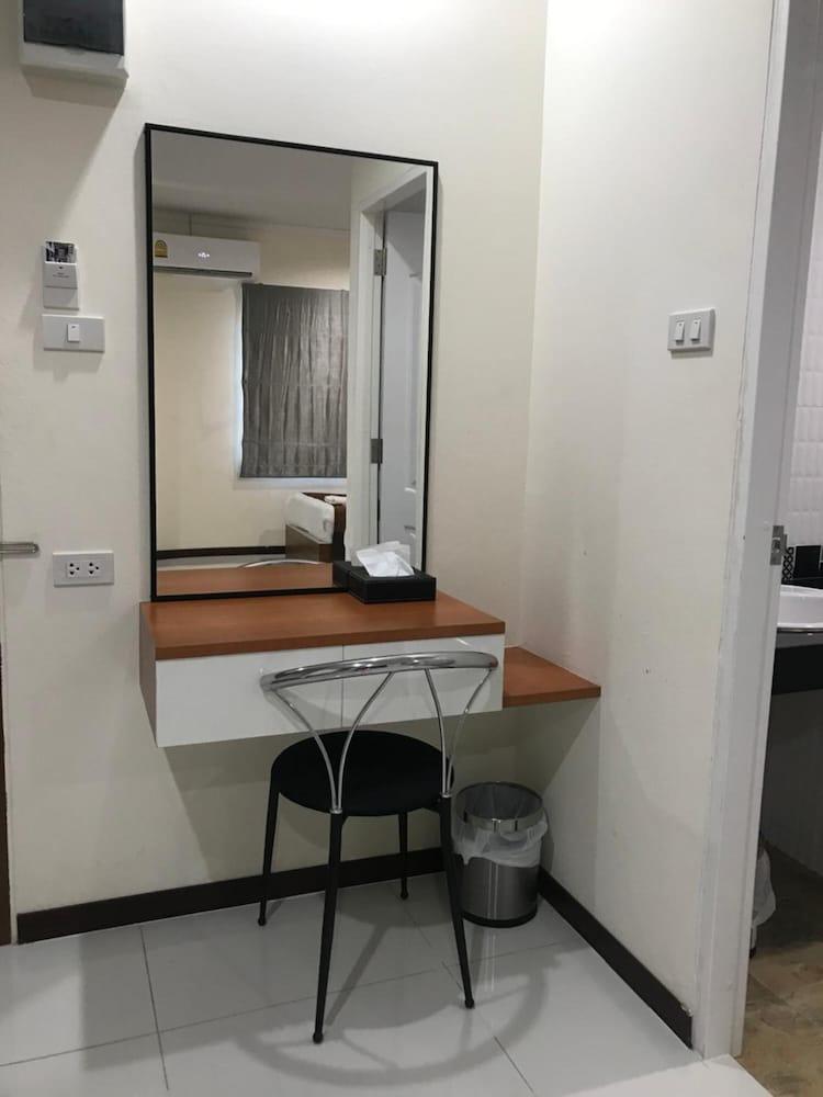 TTT Hotel Hat Yai Buitenkant foto