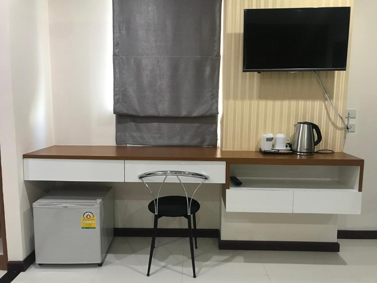 TTT Hotel Hat Yai Buitenkant foto