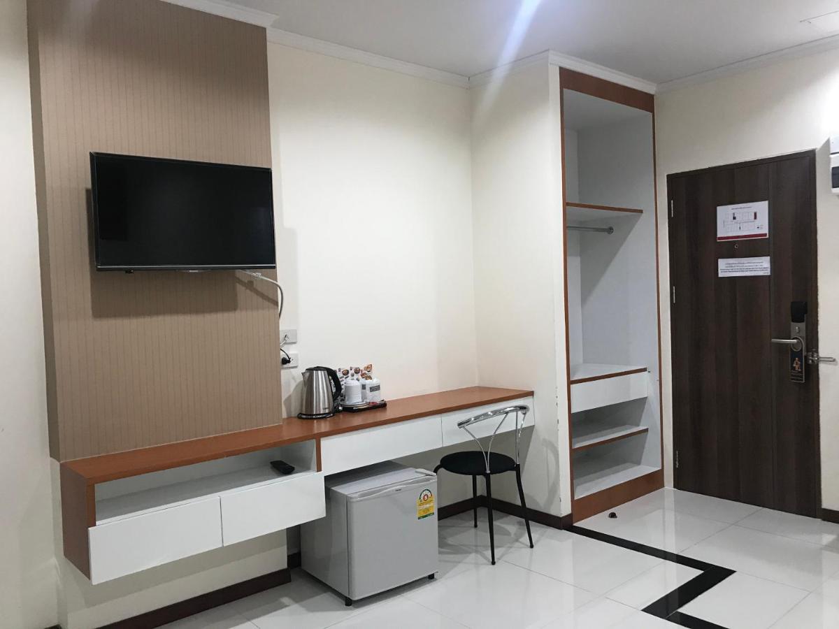 TTT Hotel Hat Yai Buitenkant foto